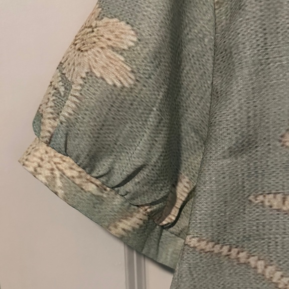 Top - Picture 4 of 4